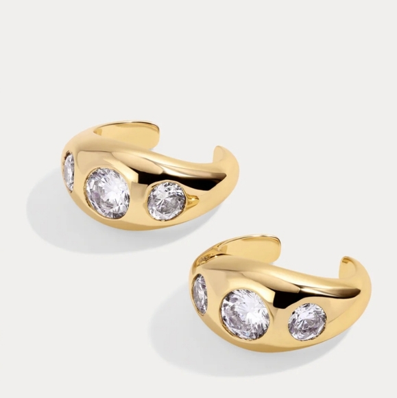 Lili Claspe ADIRA EAR CUFFS Haggies 14k Gold Plated with CZ diamonds New - Picture 2 of 4